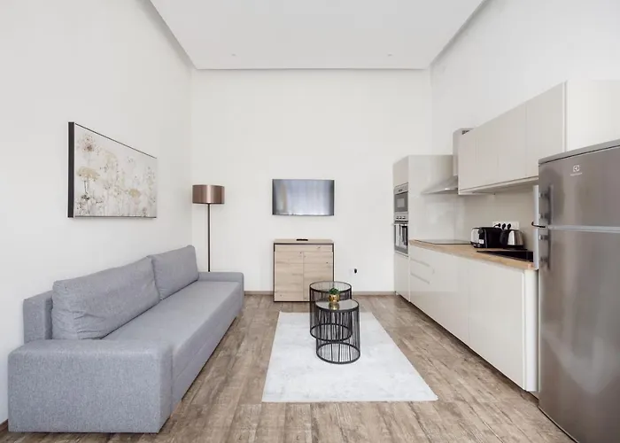 Acacia Apartment
